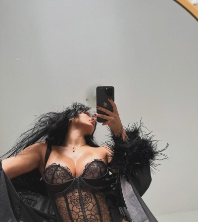 Ника, Г. Вешенская